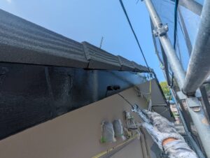 宗像市A様邸外壁塗装 破風板塗装 上塗り2回目